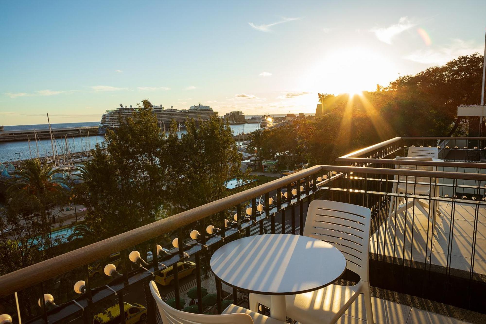 King David Suites By Madeira Sun Travel Funchal  Exteriör bild